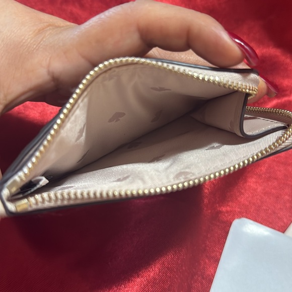 Kate Spade Cream Card Holder Keychain - Picture 4 of 6